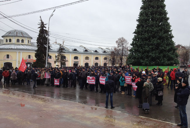 На митинге рязанских водителей потребовали отставок Медведева и Булекова D1(15)