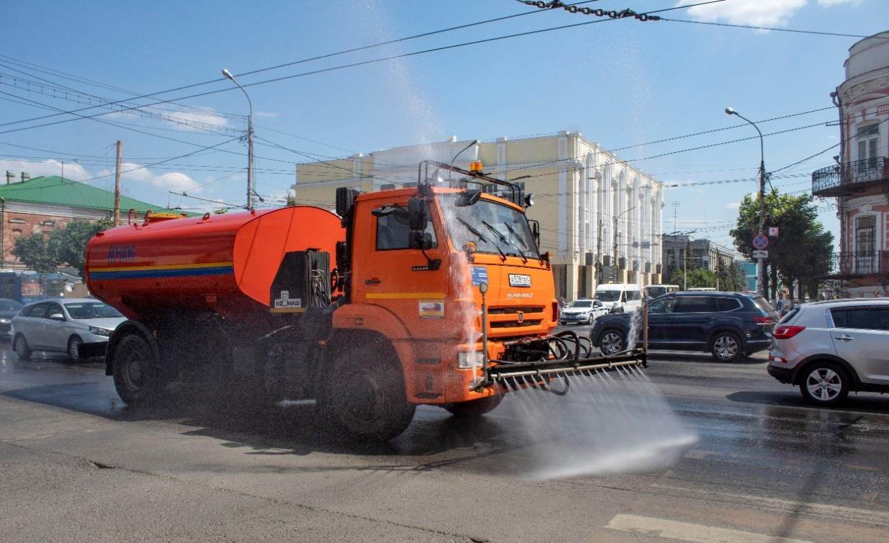 Новая газета»-Рязань: Рязанские поливальные машины наконец-то выполнили  норматив