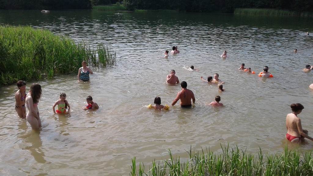 Место купания на одном из карьеров в Рязанской области